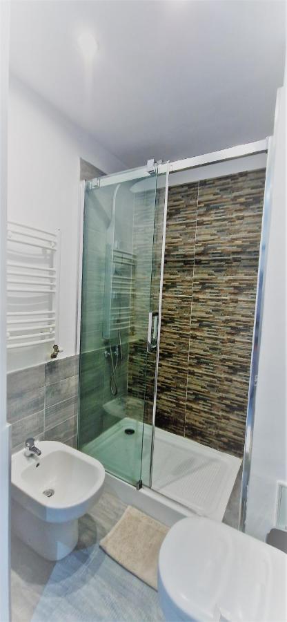 Old Town Apartment Bucharest Luaran gambar