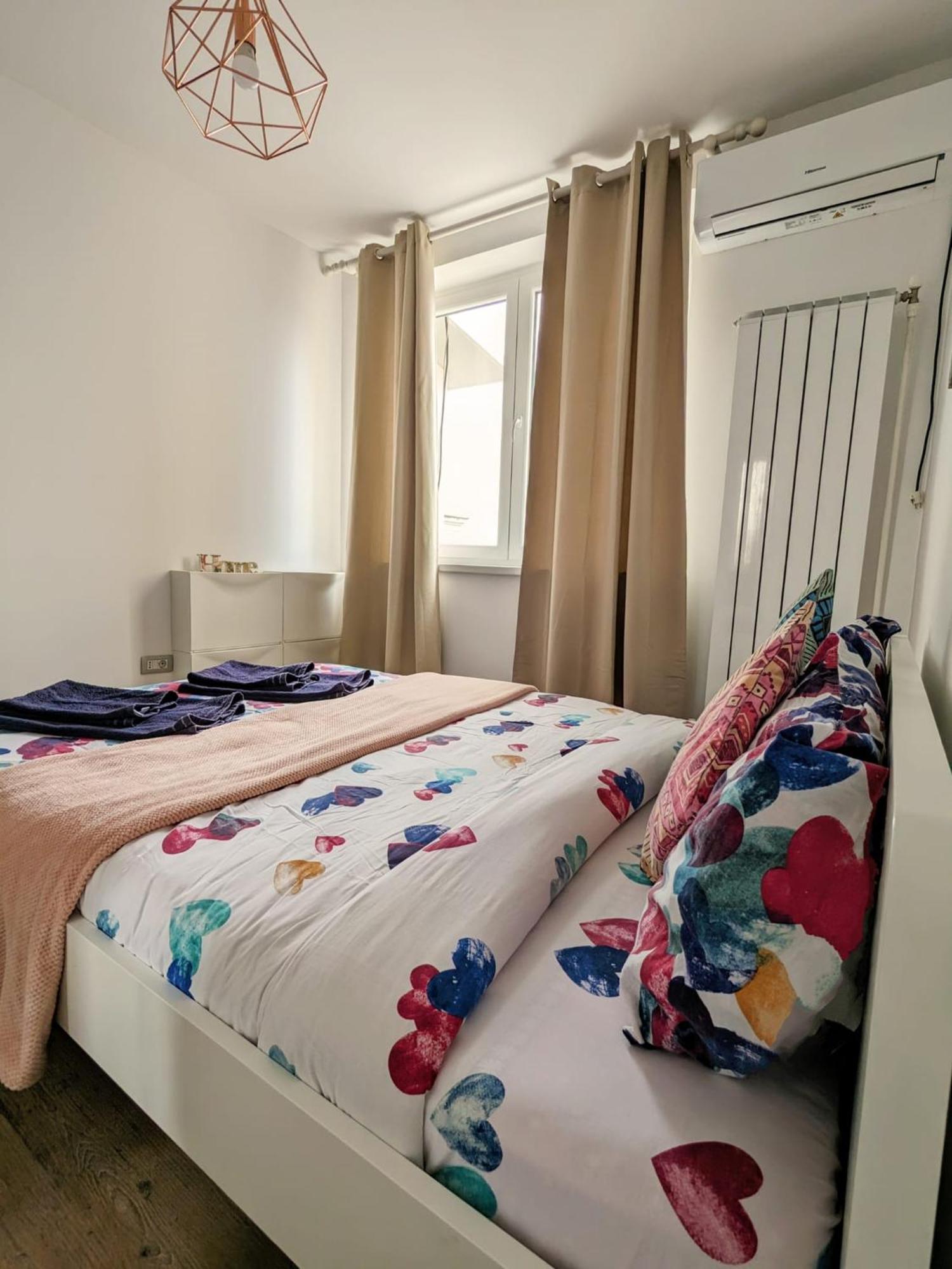 Old Town Apartment Bucharest Luaran gambar