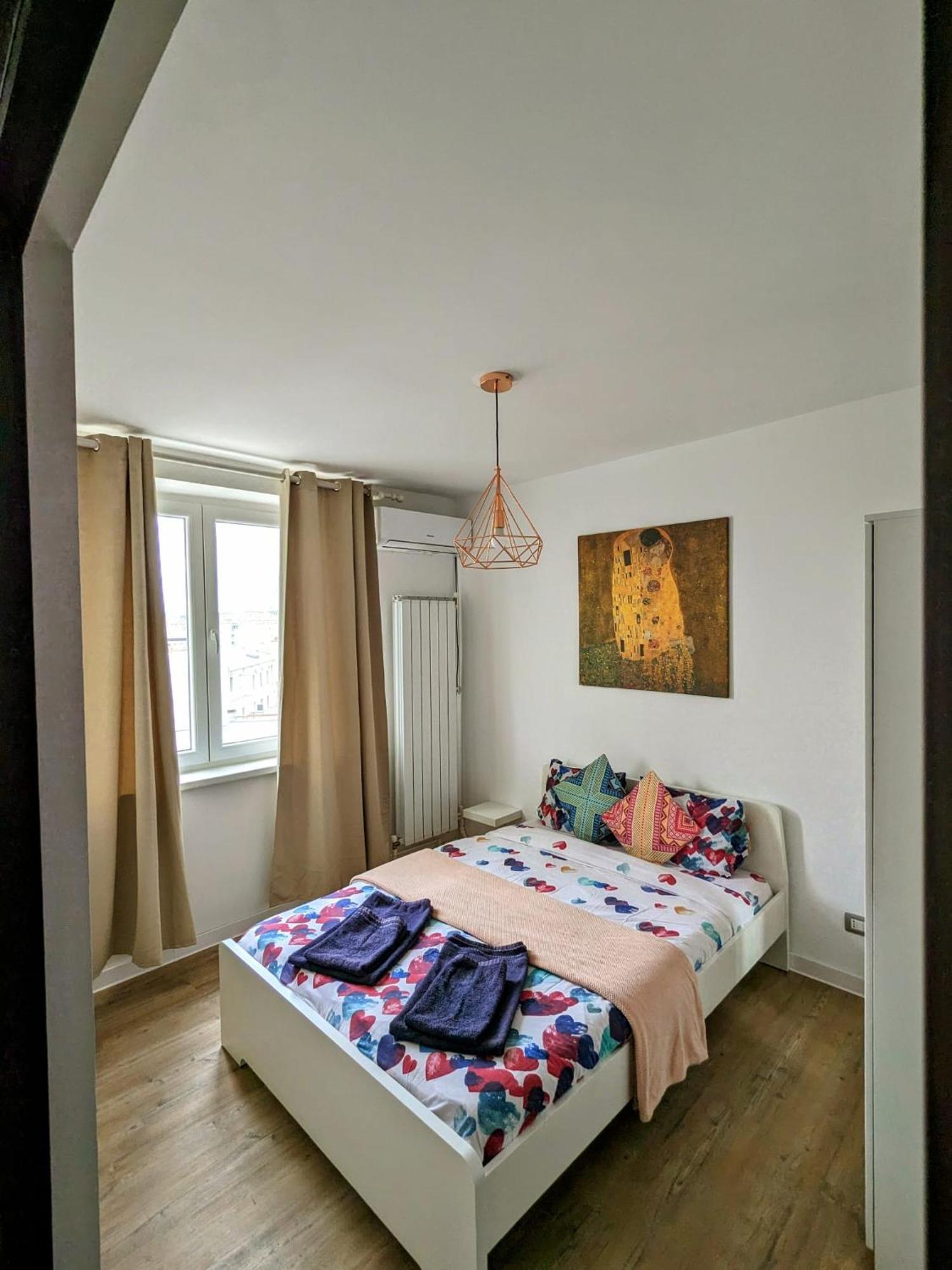 Old Town Apartment Bucharest Luaran gambar